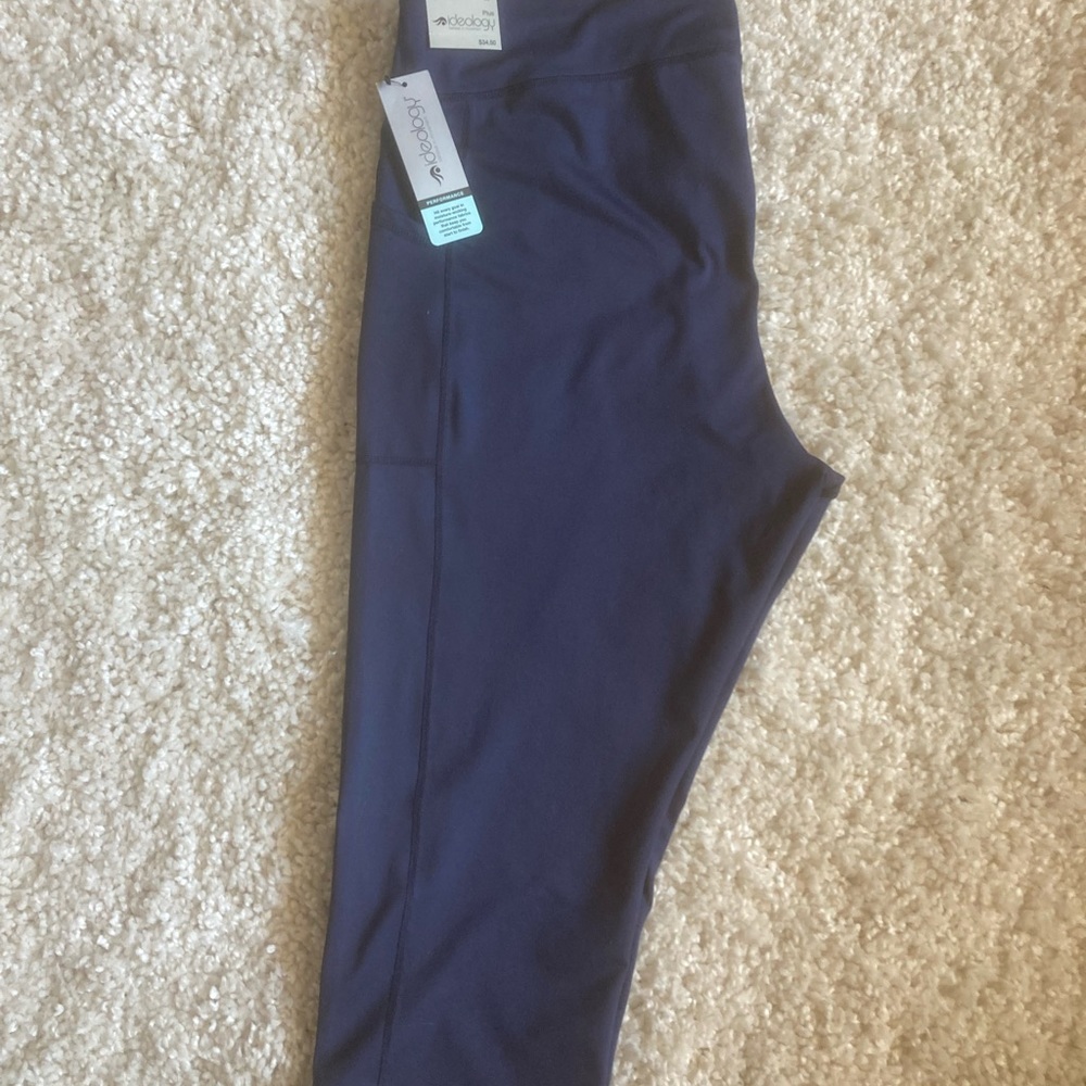 Ideology Size 2X Navy Crop Leggings NWT - Picture 2 of 5